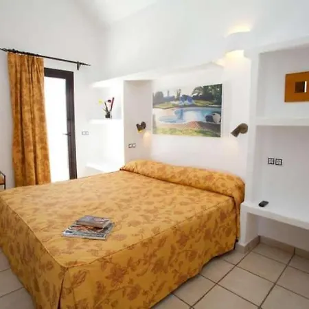 Playa Blanca Sleeps 6 Pool Wifi Appartement